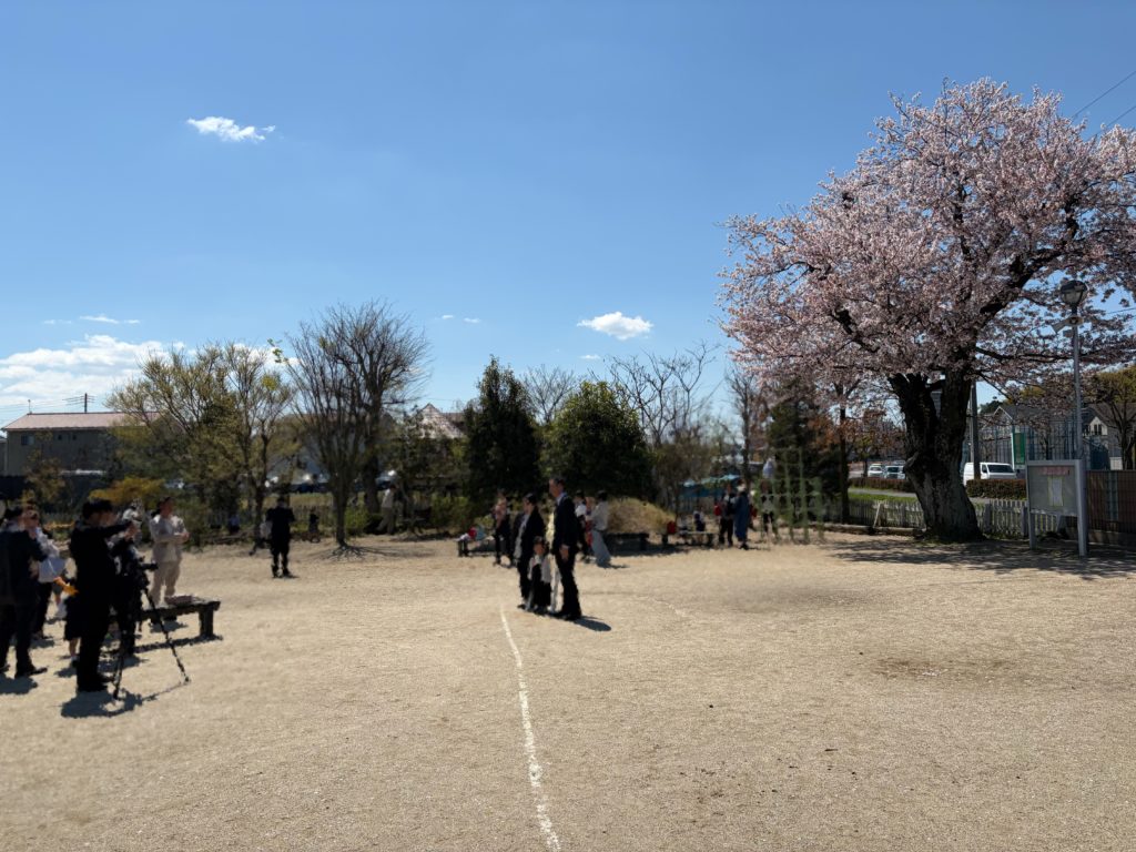 サクラ満開の入園式